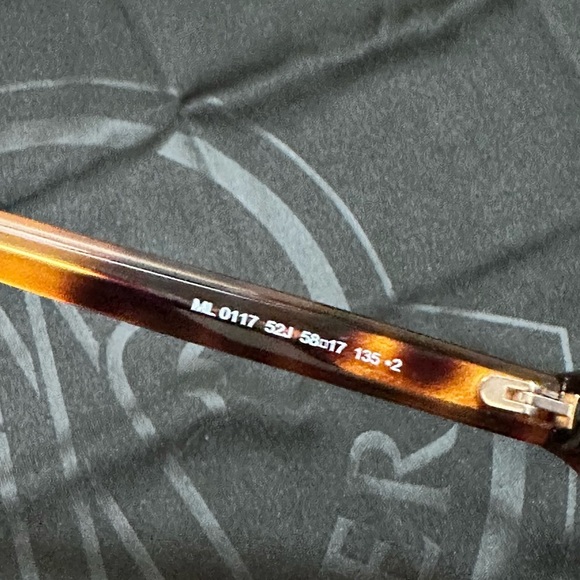 NWOT Moncler oval-frame tortoiseshell acetate sunglasses - Picture 10 of 10